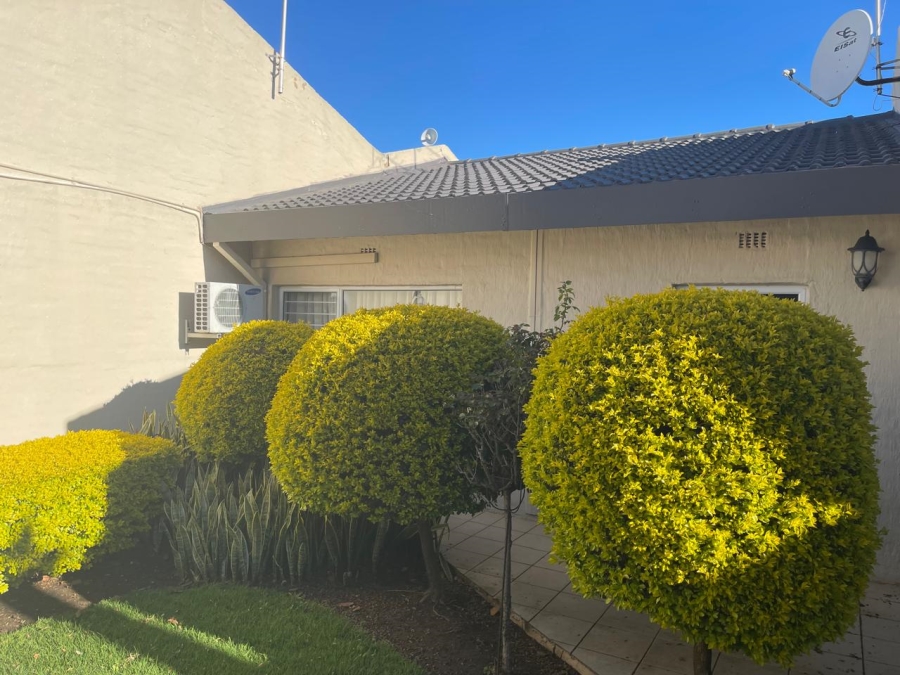 4 Bedroom Property for Sale in Doorn Free State